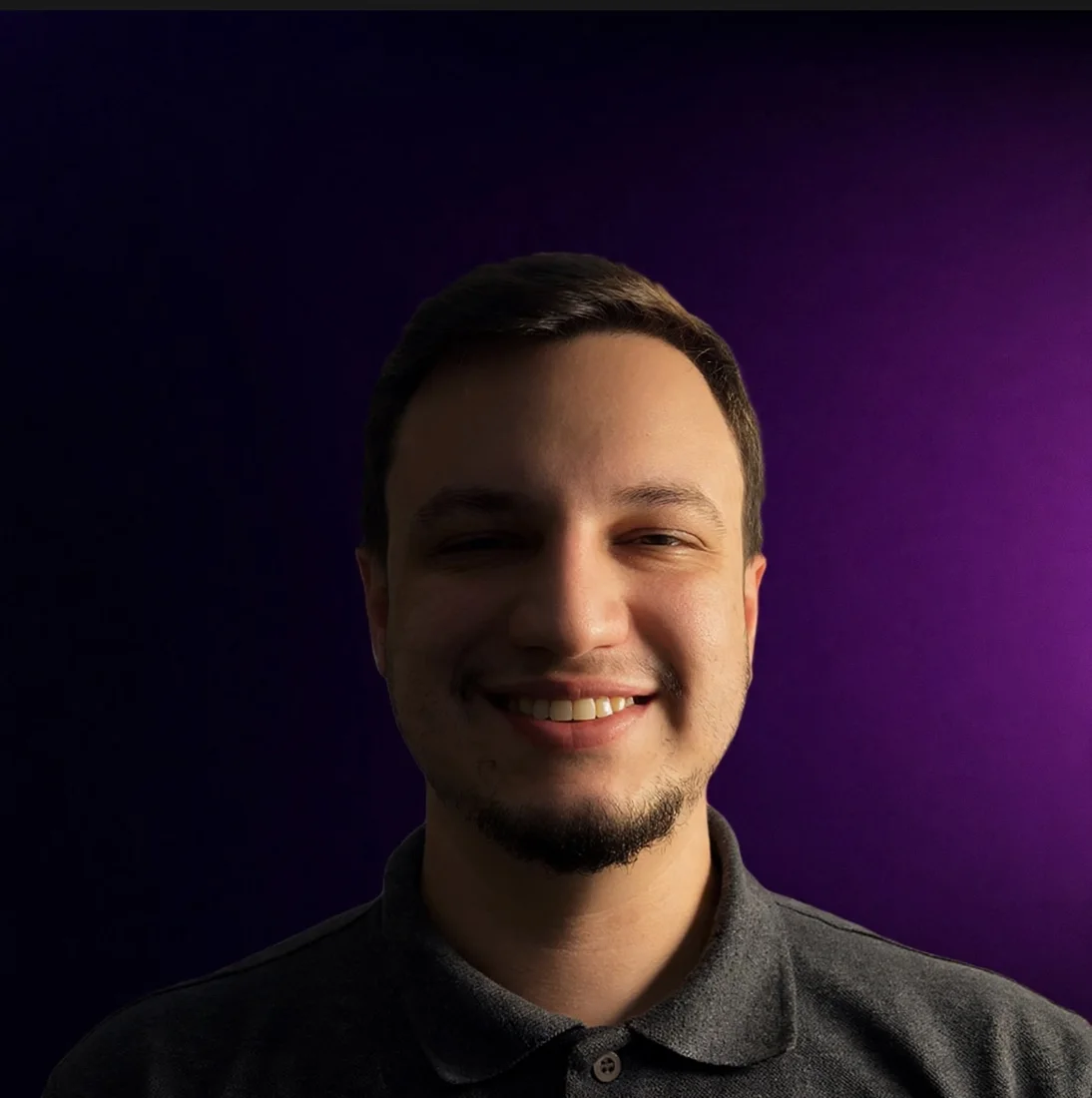 João Vitor Kirst, designer gráfico